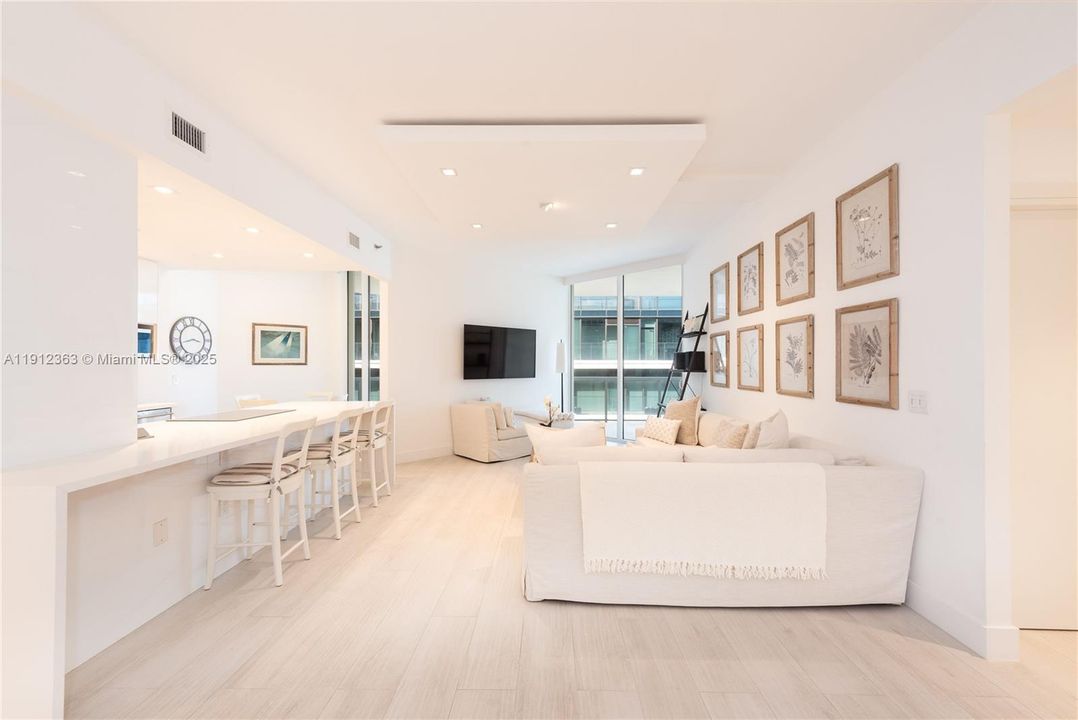 待售: $1,290,000 (2 贝兹, 2 浴室, 1480 平方英尺)