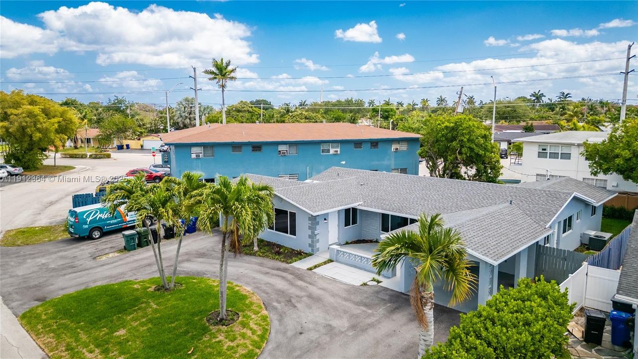 待售: $899,999 (0 贝兹, 0 浴室, 2148 平方英尺)