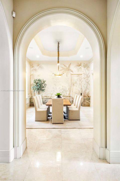 For Sale: $10,800,000 (7 beds, 7 baths, 8485 Square Feet)