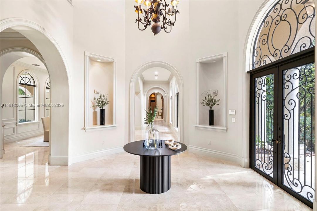 For Sale: $10,800,000 (7 beds, 7 baths, 8485 Square Feet)