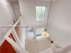 出租: $8,500 (4 贝兹, 3 浴室, 3046 平方英尺)