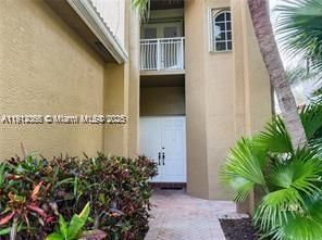 出租: $8,500 (4 贝兹, 3 浴室, 3046 平方英尺)