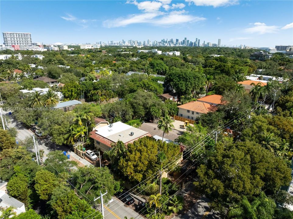 For Sale: $1,646,000 (2 beds, 2 baths, 2090 Square Feet)