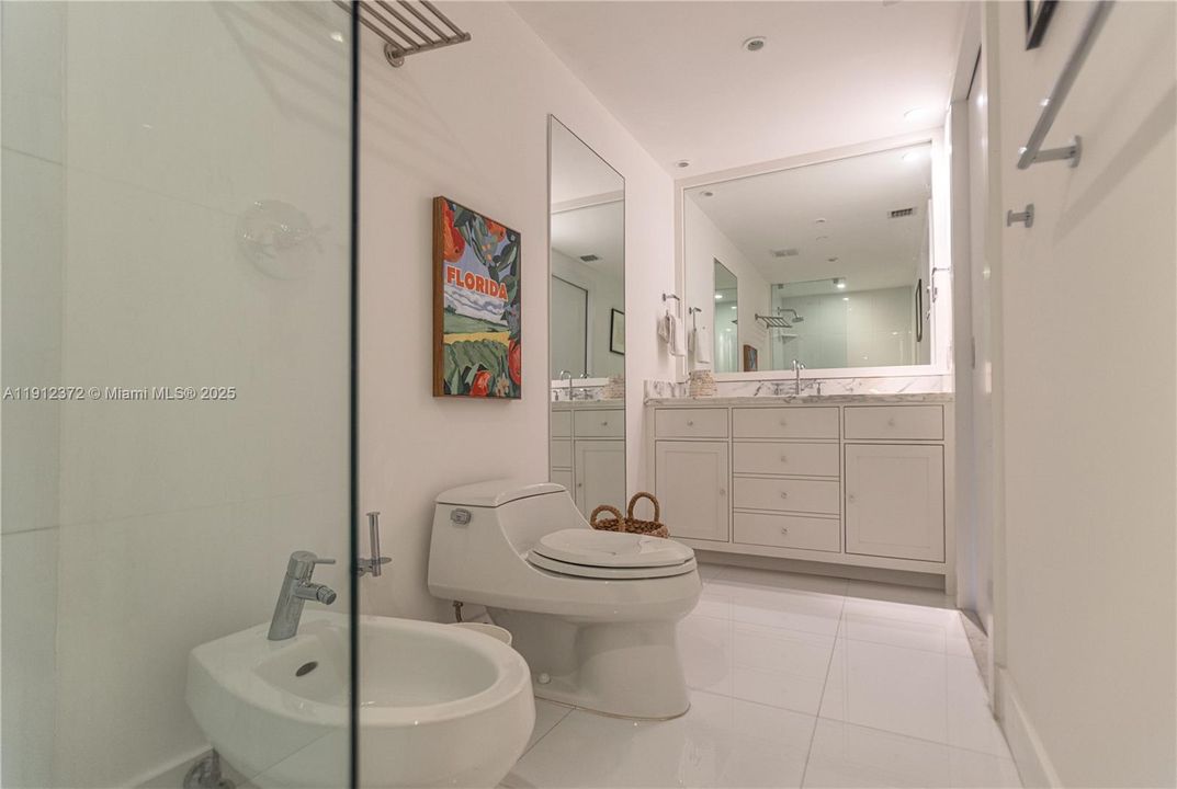 For Rent: $11,000 (2 beds, 2 baths, 1499 Square Feet)