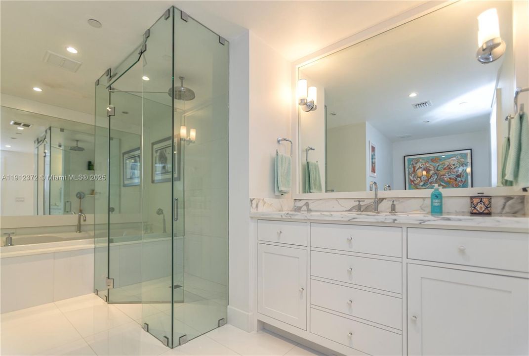 For Rent: $11,000 (2 beds, 2 baths, 1499 Square Feet)