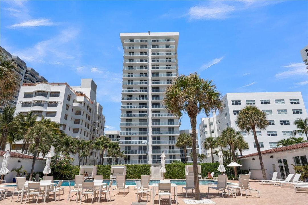 For Sale: $490,000 (2 beds, 2 baths, 1185 Square Feet)