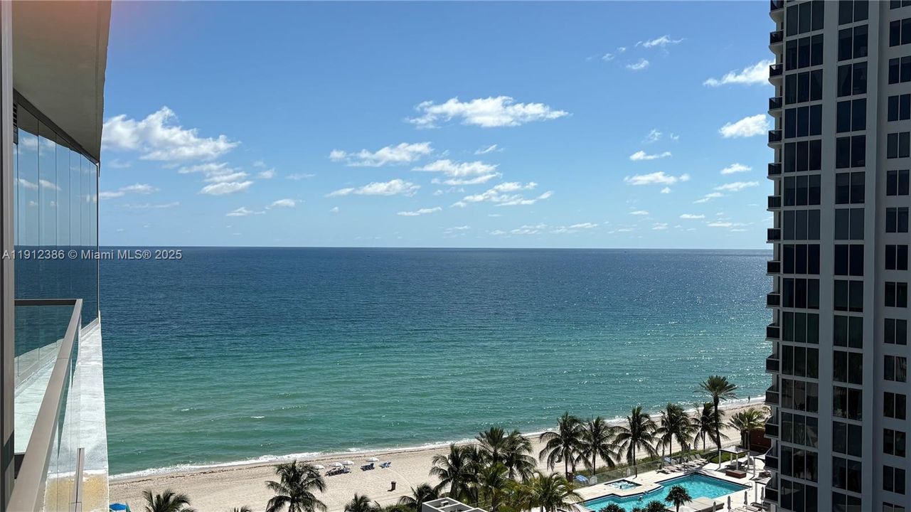 В аренду: $13,500 (2 спален, 2 ванн, 1107 Квадратных фут)