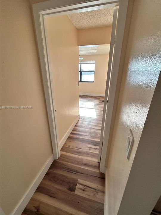 最近租的: $2,000 (3 贝兹, 2 浴室, 1195 平方英尺)