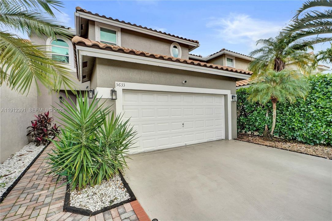 En Venta: $575,000 (3 camas, 2 baños, 1784 Pies cuadrados)