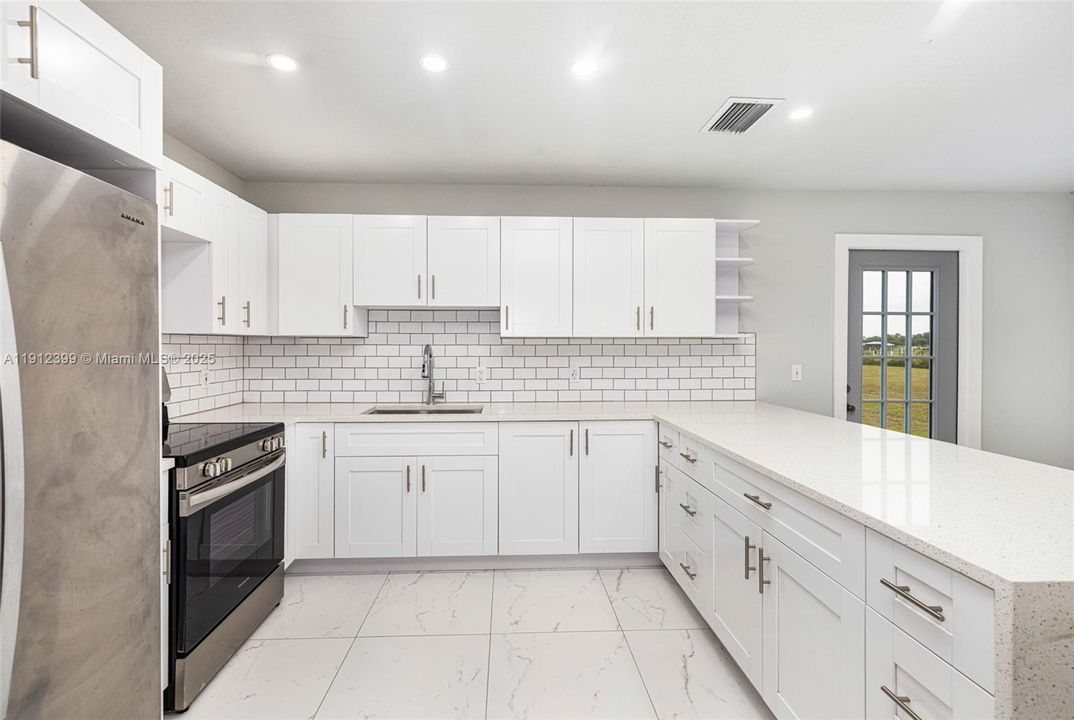 For Sale: $480,000 (2 beds, 1 baths, 0 Square Feet)