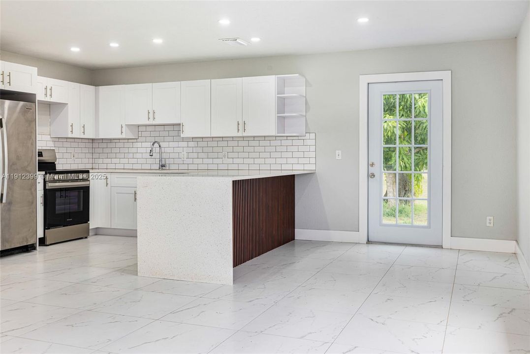 For Sale: $480,000 (2 beds, 1 baths, 0 Square Feet)