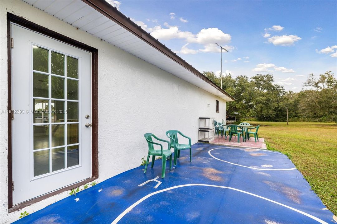 For Sale: $480,000 (2 beds, 1 baths, 0 Square Feet)