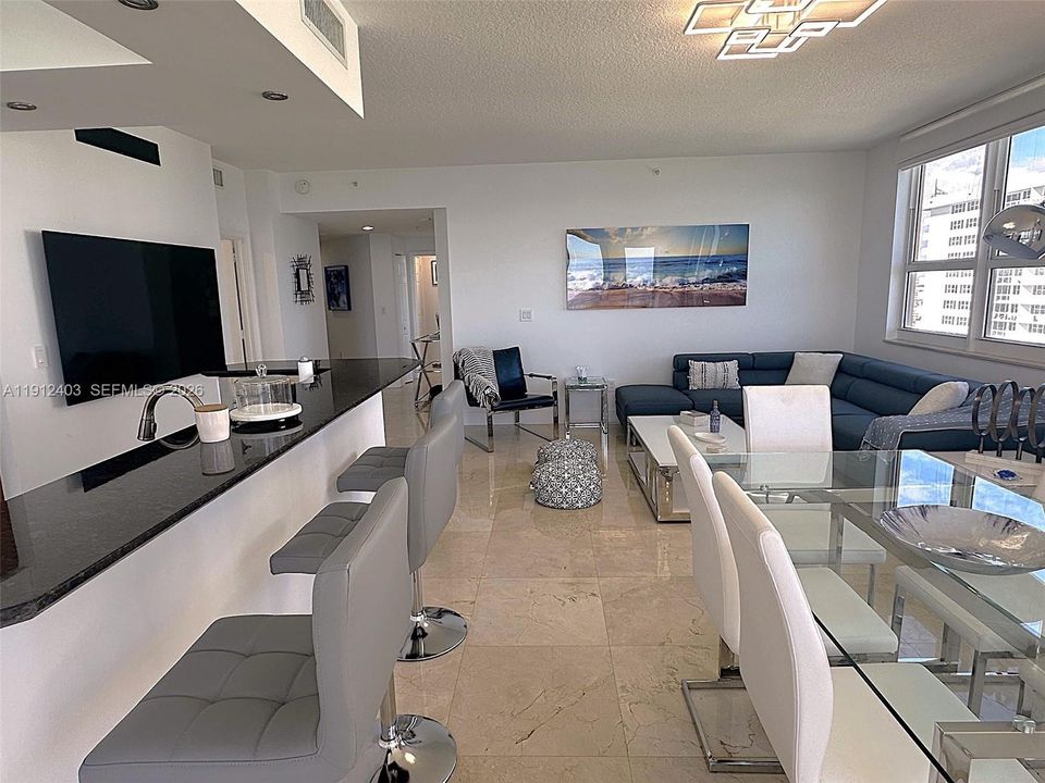 For Rent: $6,500 (3 beds, 2 baths, 1540 Square Feet)