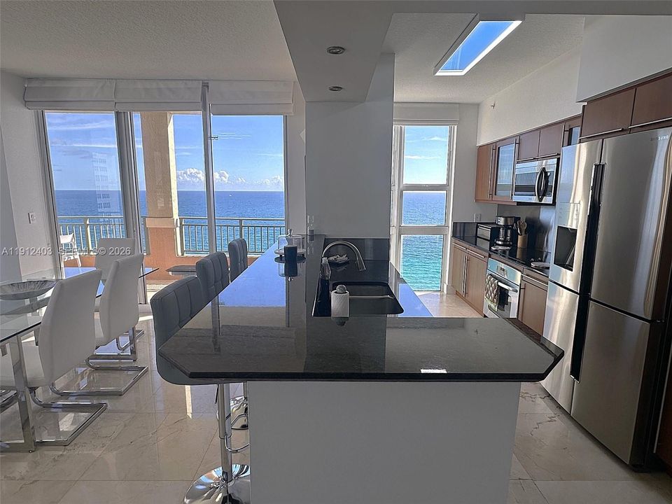 For Rent: $6,500 (3 beds, 2 baths, 1540 Square Feet)