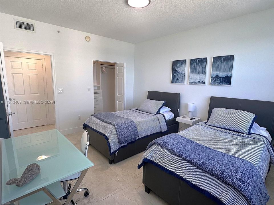 For Rent: $6,500 (3 beds, 2 baths, 1540 Square Feet)