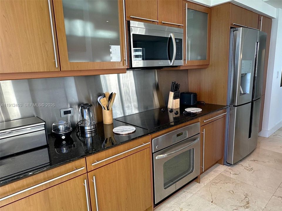 For Rent: $6,500 (3 beds, 2 baths, 1540 Square Feet)