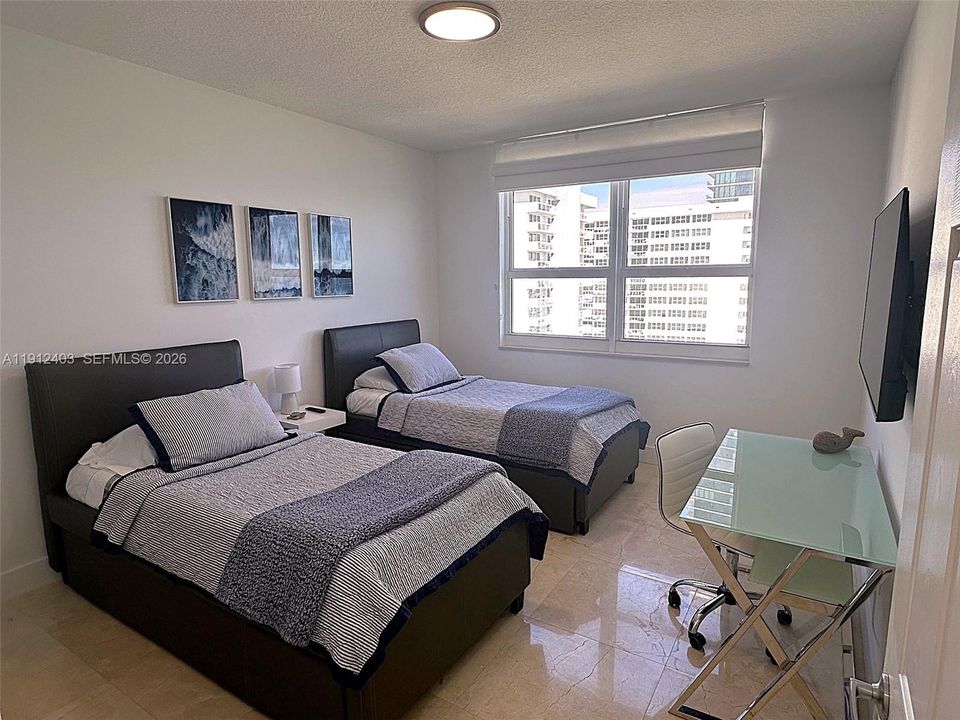 For Rent: $6,500 (3 beds, 2 baths, 1540 Square Feet)