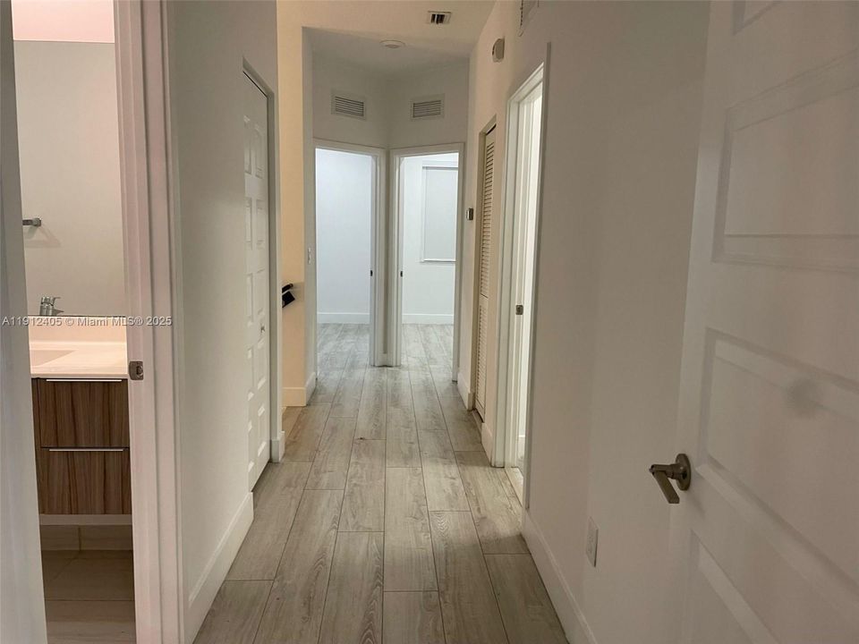 For Rent: $4,700 (3 beds, 2 baths, 2010 Square Feet)