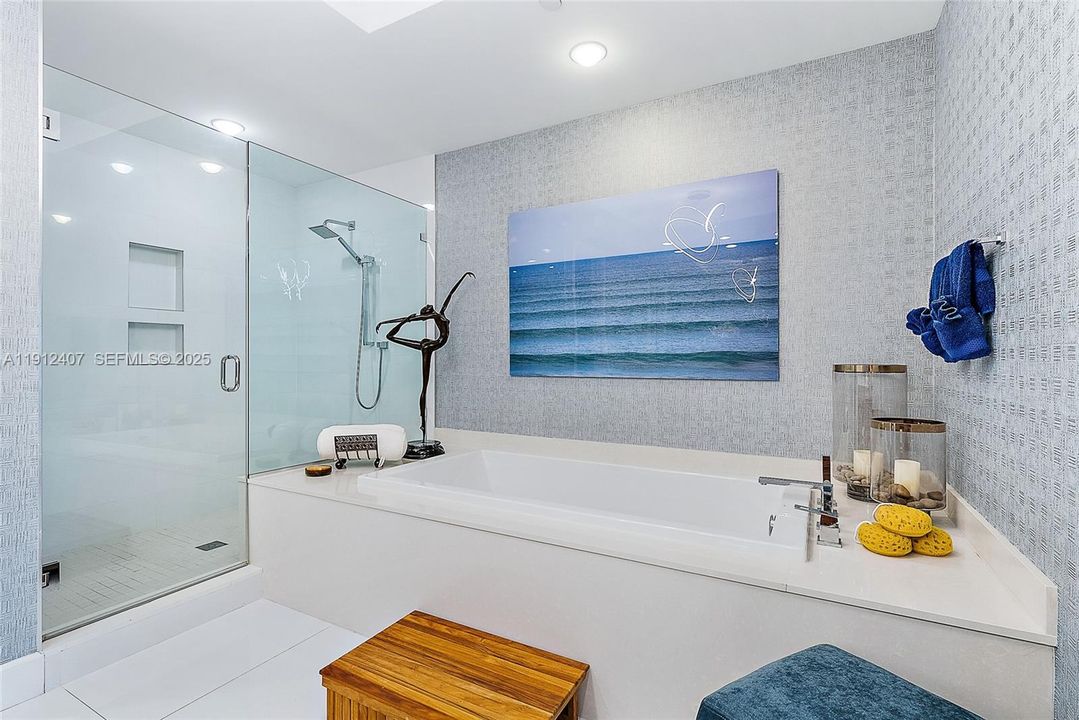 For Sale: $3,500,000 (3 beds, 3 baths, 3282 Square Feet)