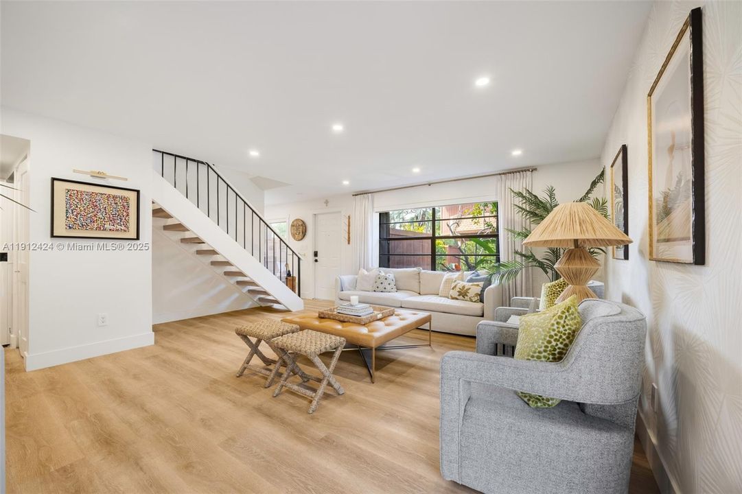 На продажу: $515,000 (3 спален, 2 ванн, 1575 Квадратных фут)