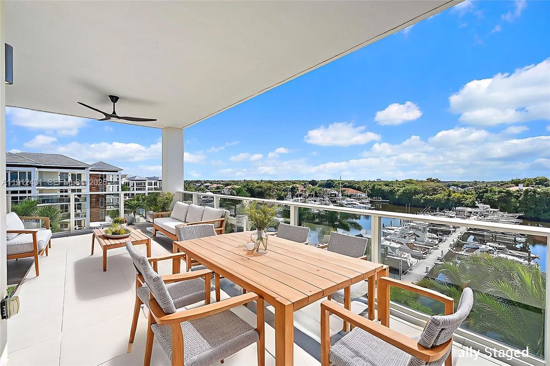 待售: $4,950,000 (4 贝兹, 4 浴室, 3849 平方英尺)