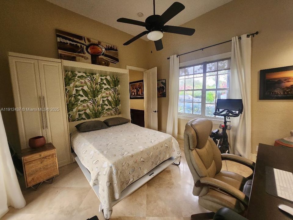 На продажу: $1,650,000 (5 спален, 4 ванн, 3332 Квадратных фут)