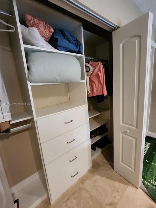 На продажу: $1,650,000 (5 спален, 4 ванн, 3332 Квадратных фут)