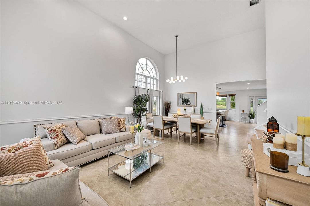 На продажу: $665,000 (4 спален, 3 ванн, 2110 Квадратных фут)