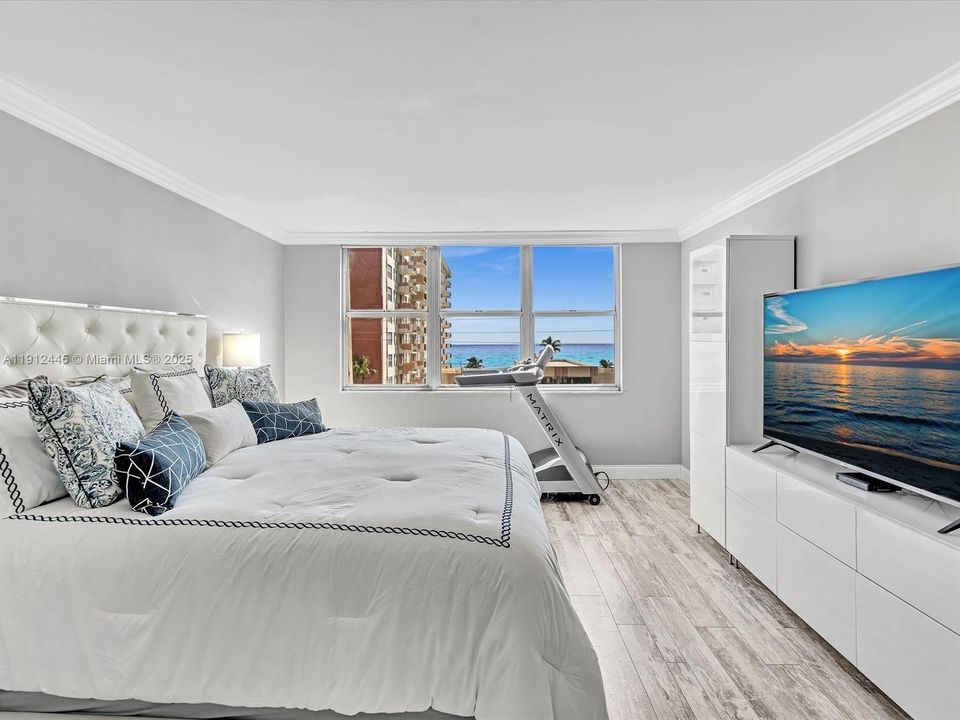 На продажу: $515,000 (2 спален, 2 ванн, 1330 Квадратных фут)