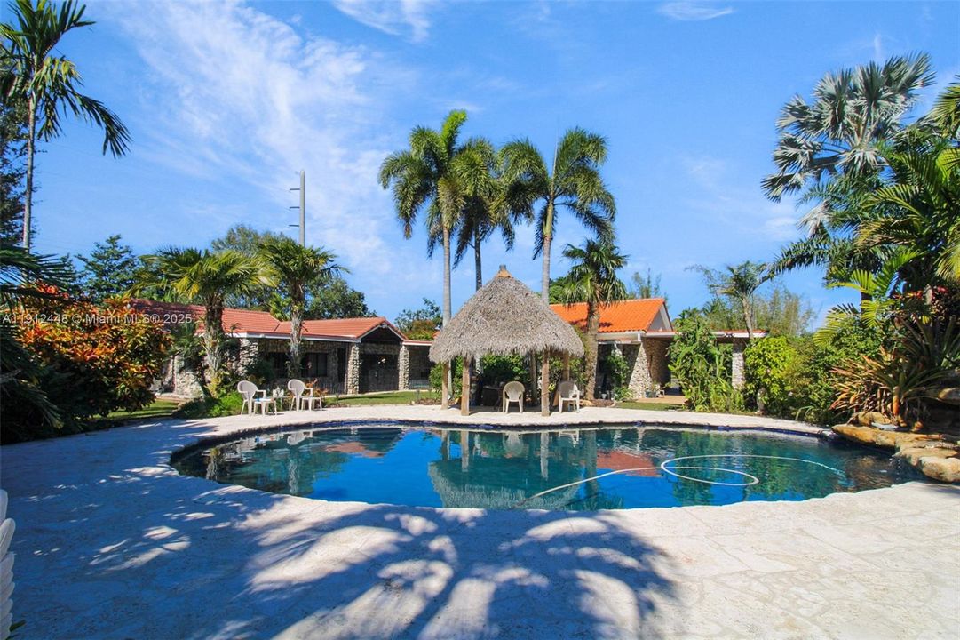 For Sale: $6,900,000 (2 beds, 3 baths, 7280 Square Feet)