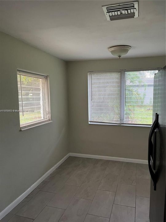 Active With Contract: $465,000 (2 beds, 2 baths, 1056 Square Feet)