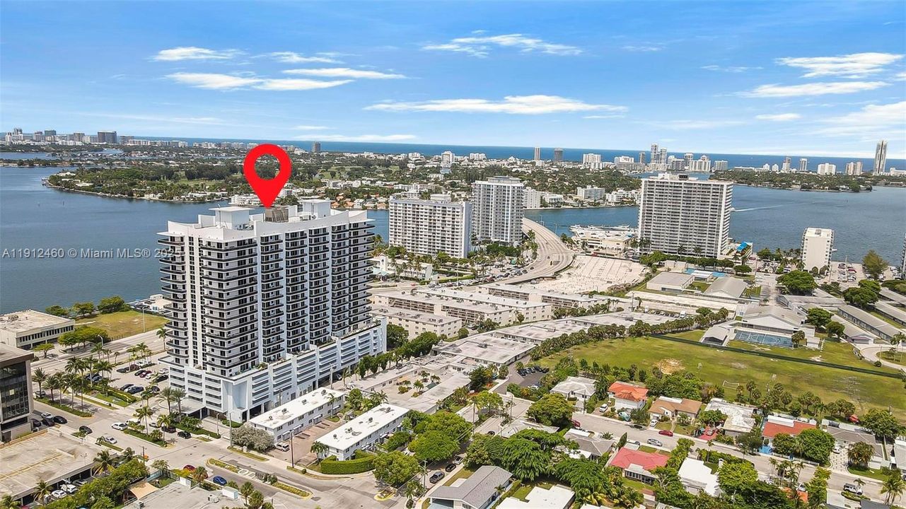 Active With Contract: $3,775 (2 beds, 2 baths, 1458 Square Feet)