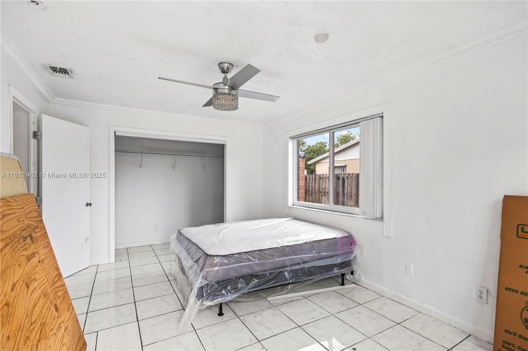 Active With Contract: $379,000 (3 beds, 2 baths, 1400 Square Feet)