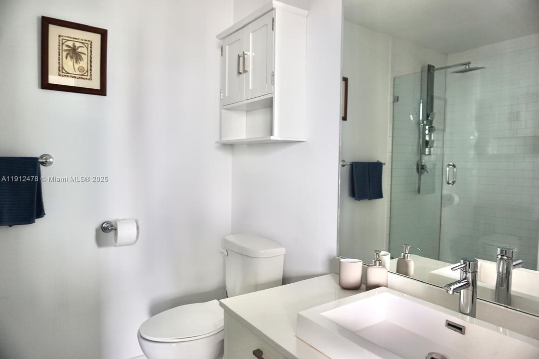 Recently Rented: $2,550 (1 beds, 1 baths, 446 Square Feet)