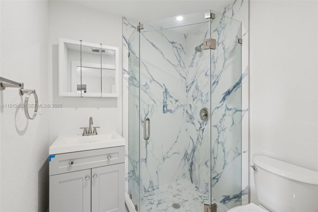 For Rent: $2,700 (2 beds, 2 baths, 625 Square Feet)