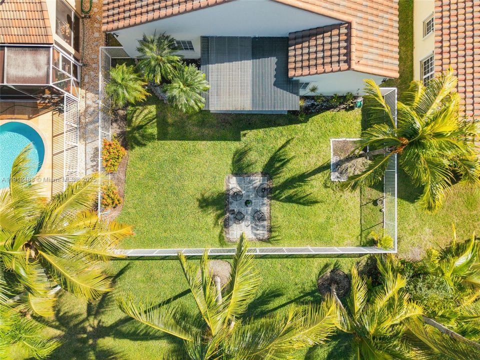 待售: $899,000 (4 贝兹, 2 浴室, 2478 平方英尺)