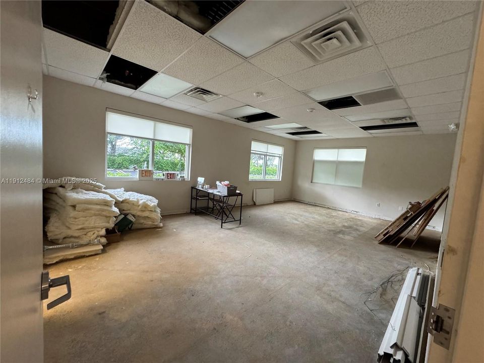 Recently Rented: $7,400 (0 beds, 0 baths, 0 Square Feet)