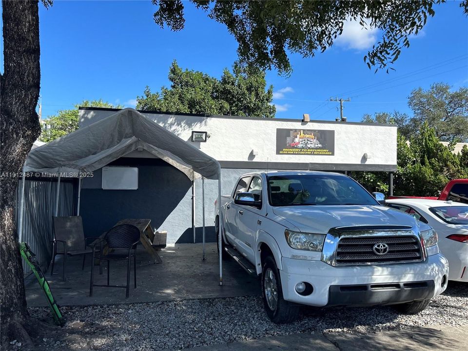 For Rent: $14,000 (0 beds, 0 baths, 0 Square Feet)