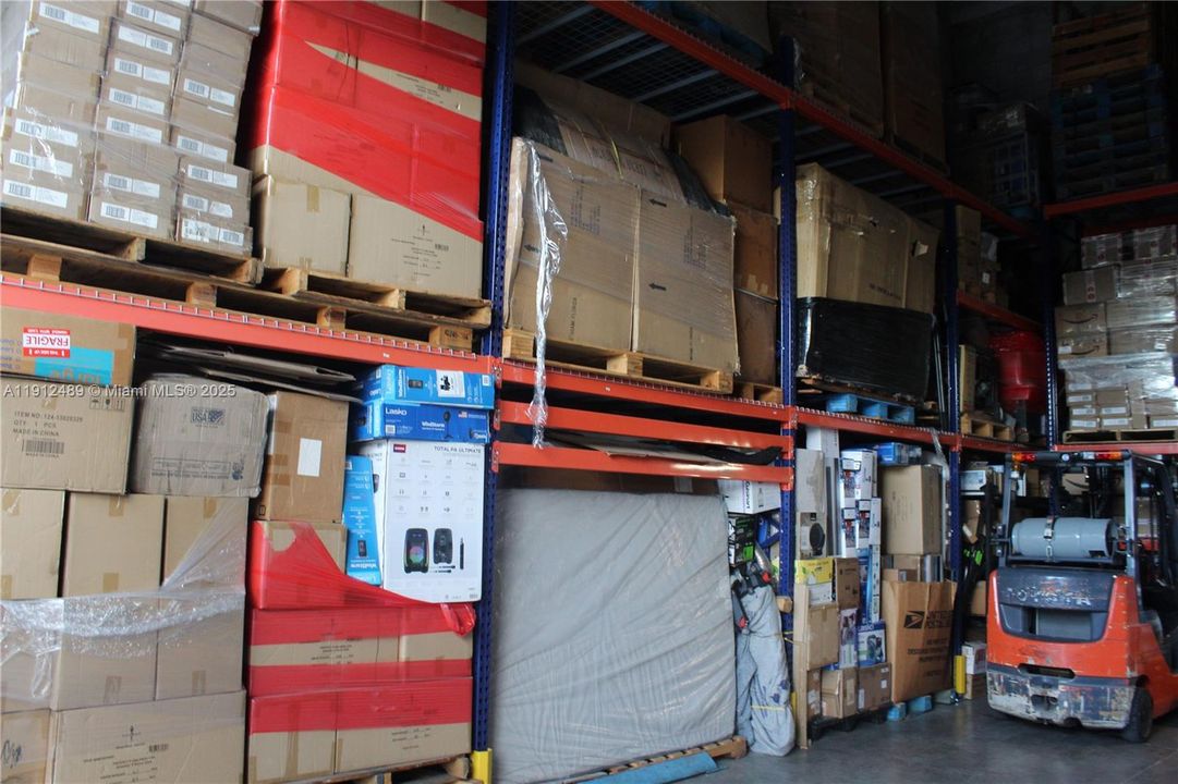 待售: $690,000 (0 贝兹, 0 浴室, 0 平方英尺)