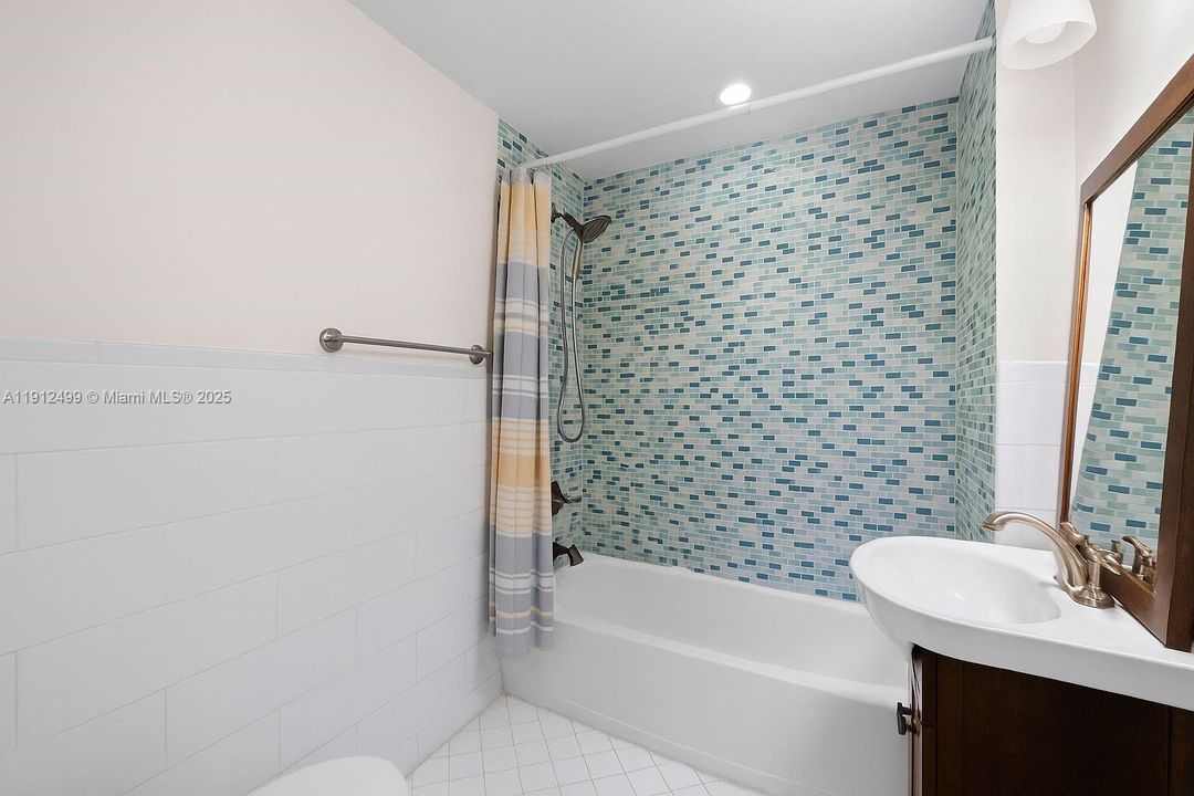 Personal Properties have been removed by Virtual AI