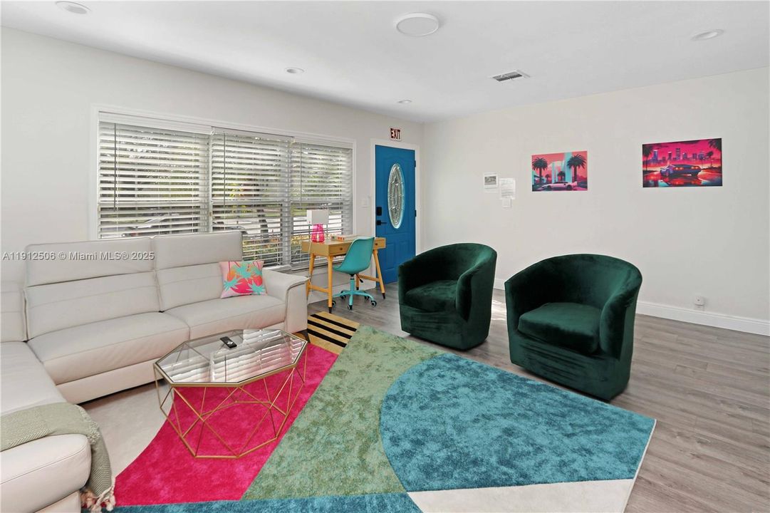 待售: $849,000 (3 贝兹, 2 浴室, 1500 平方英尺)