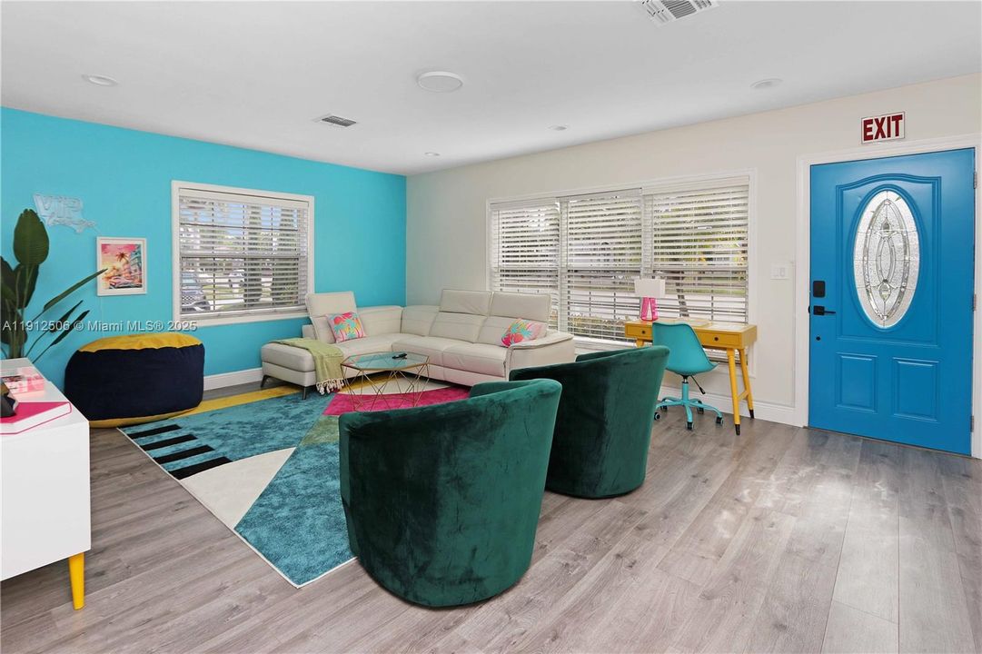 待售: $849,000 (3 贝兹, 2 浴室, 1500 平方英尺)