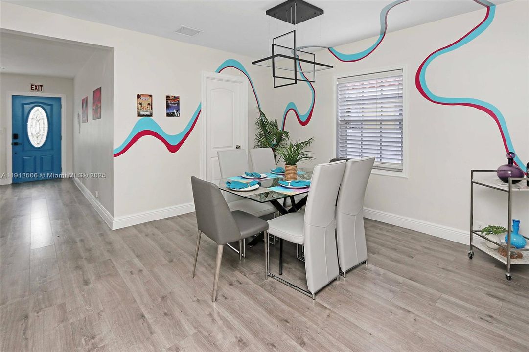 待售: $849,000 (3 贝兹, 2 浴室, 1500 平方英尺)