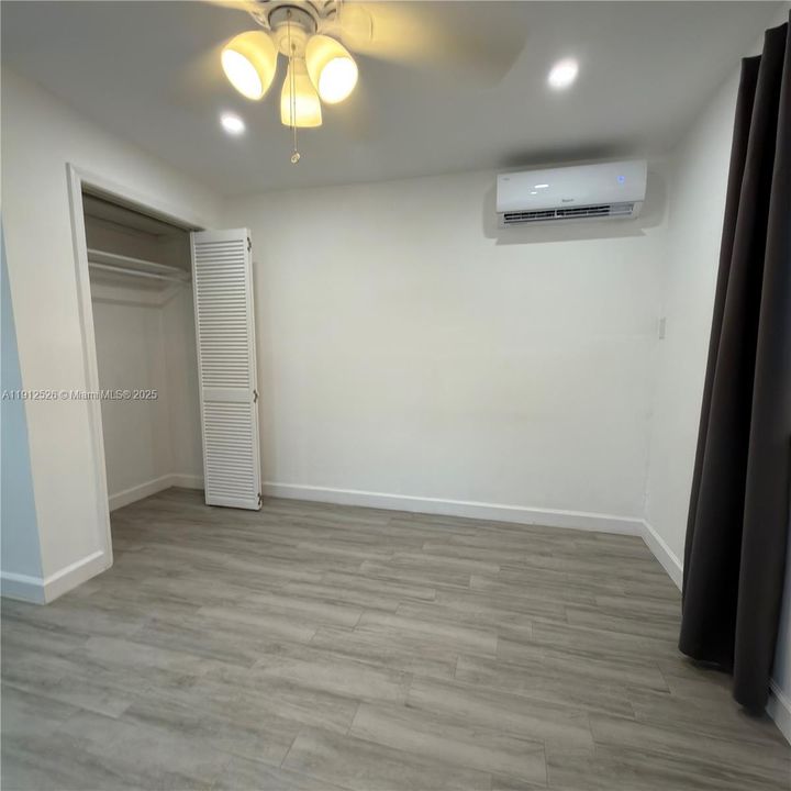 For Rent: $1,450 (0 beds, 1 baths, 282 Square Feet)