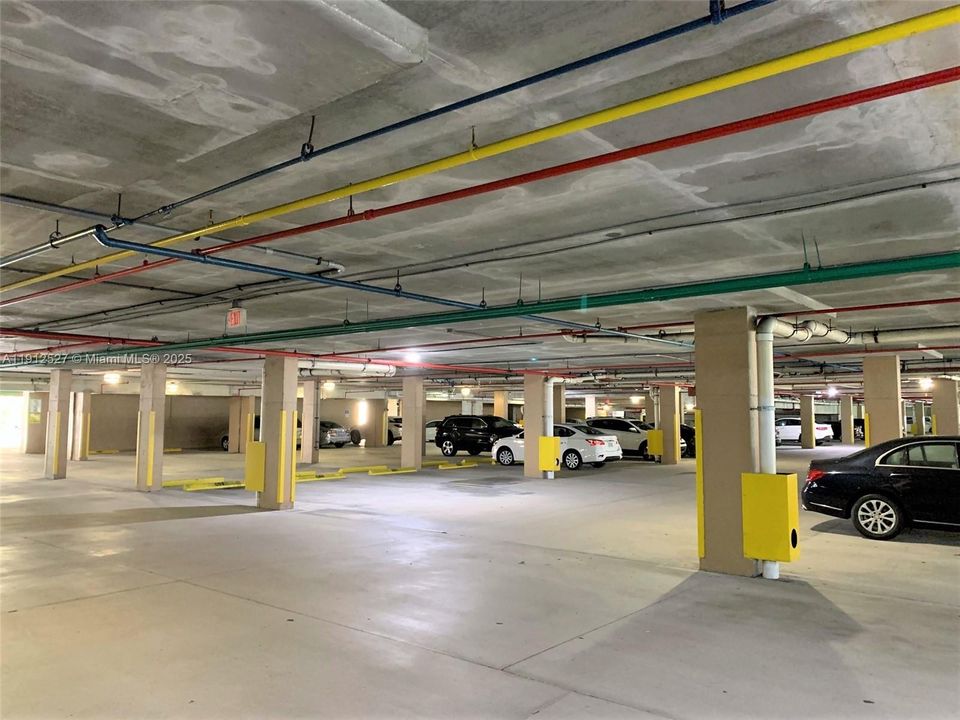1 floor garage