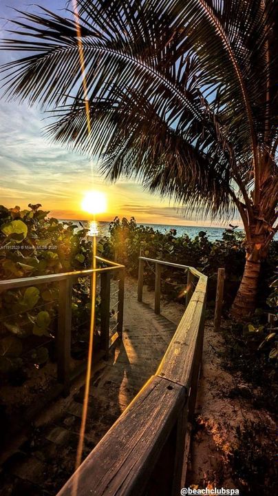 待售: $695,000 (1 贝兹, 1 浴室, 871 平方英尺)