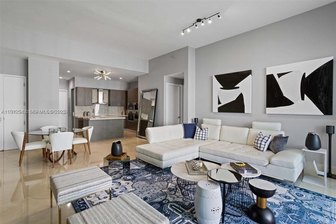 待售: $1,825,000 (2 贝兹, 2 浴室, 1572 平方英尺)