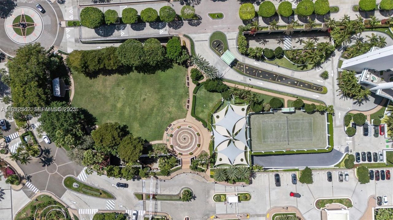 待售: $1,825,000 (2 贝兹, 2 浴室, 1572 平方英尺)