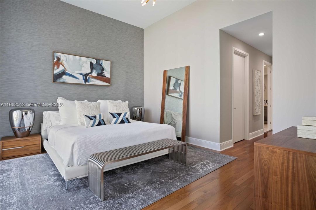 待售: $1,825,000 (2 贝兹, 2 浴室, 1572 平方英尺)