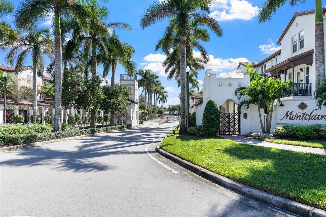 待售: $499,900 (2 贝兹, 2 浴室, 1760 平方英尺)